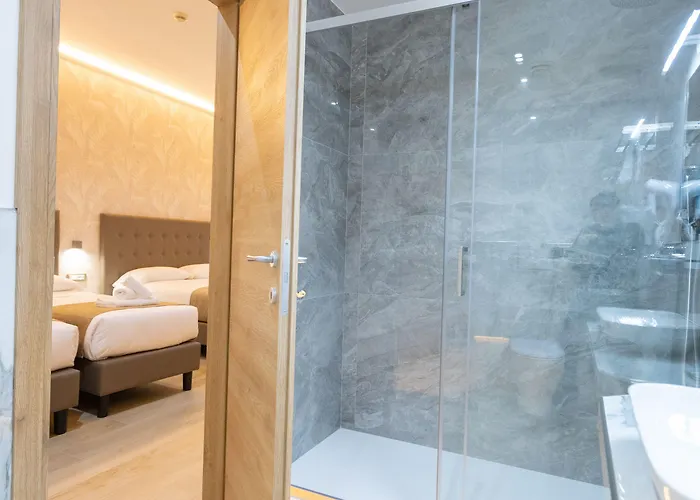 Maximus Hotel
